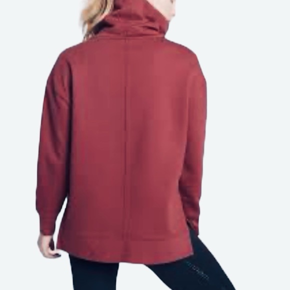 Athleta Funnel Neck Sweatshirt Sweater Burgundy Red Oversized M Cozy Athletic - Picture 3 of 8